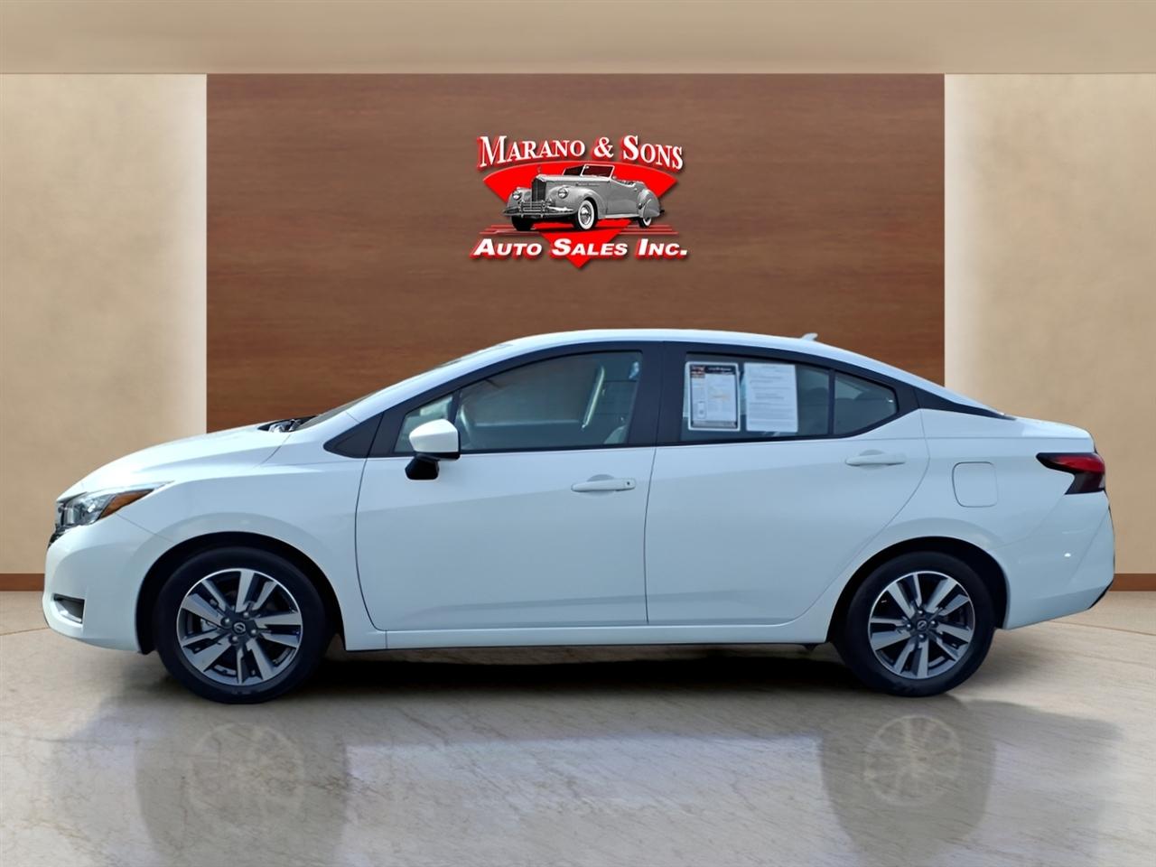 Nissan Versa SV CVT 2025