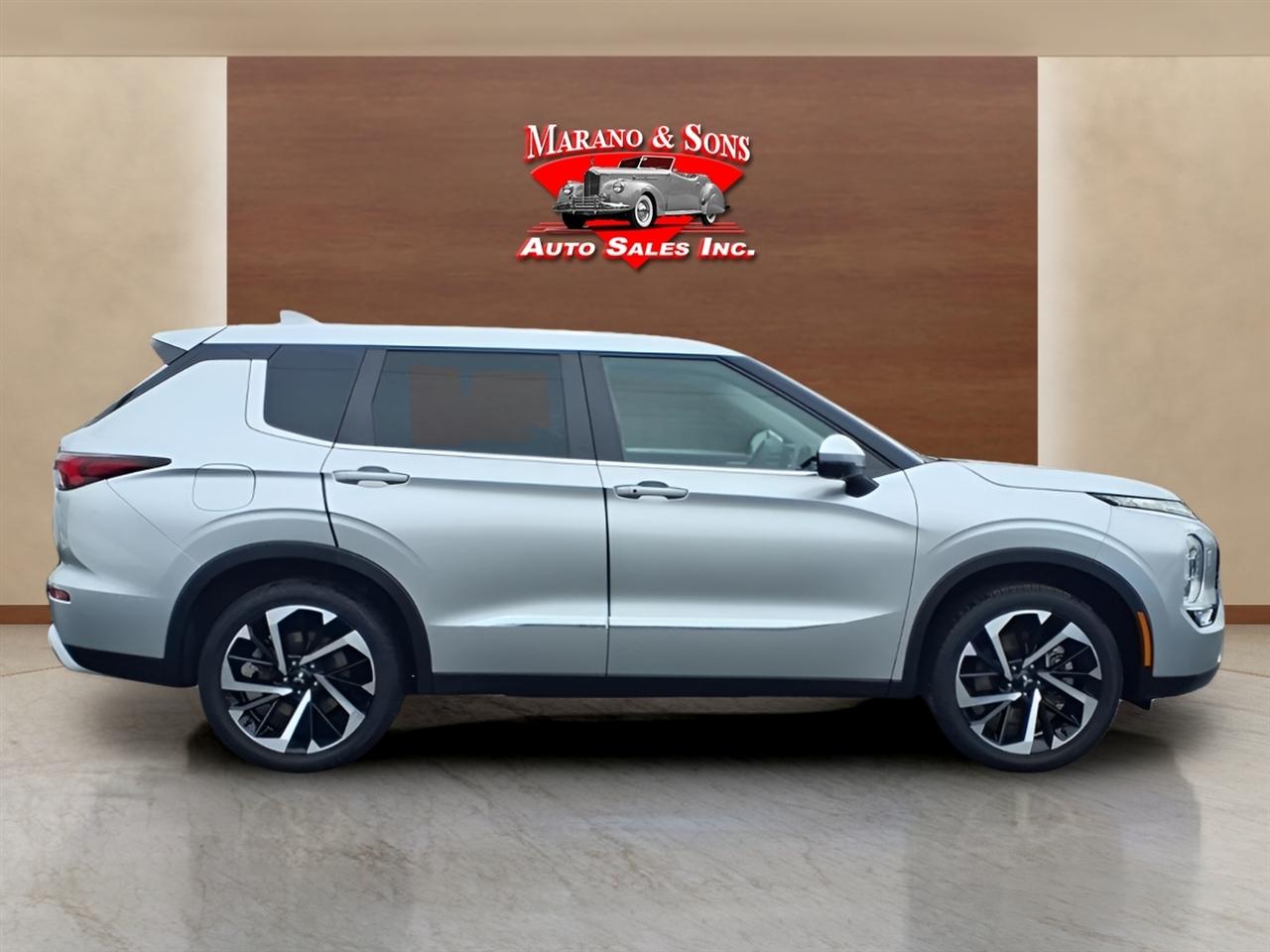 Mitsubishi Outlander SE Launch Edition S-AWC 2022