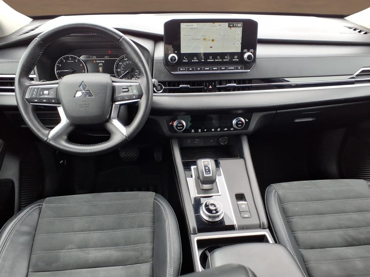 Mitsubishi Outlander SE Launch Edition S-AWC 2022