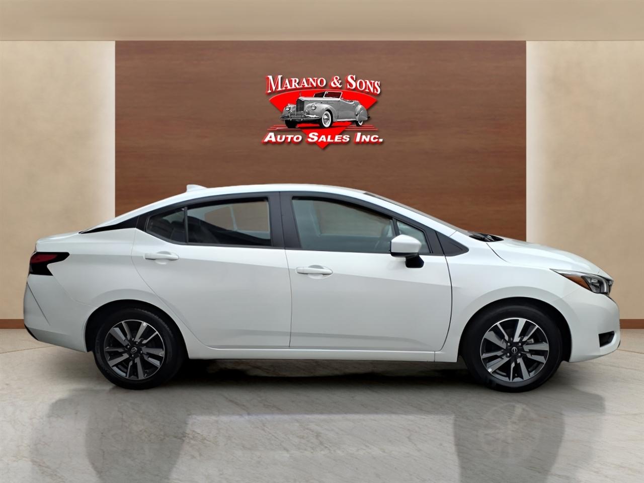 Nissan Versa SV CVT 2025