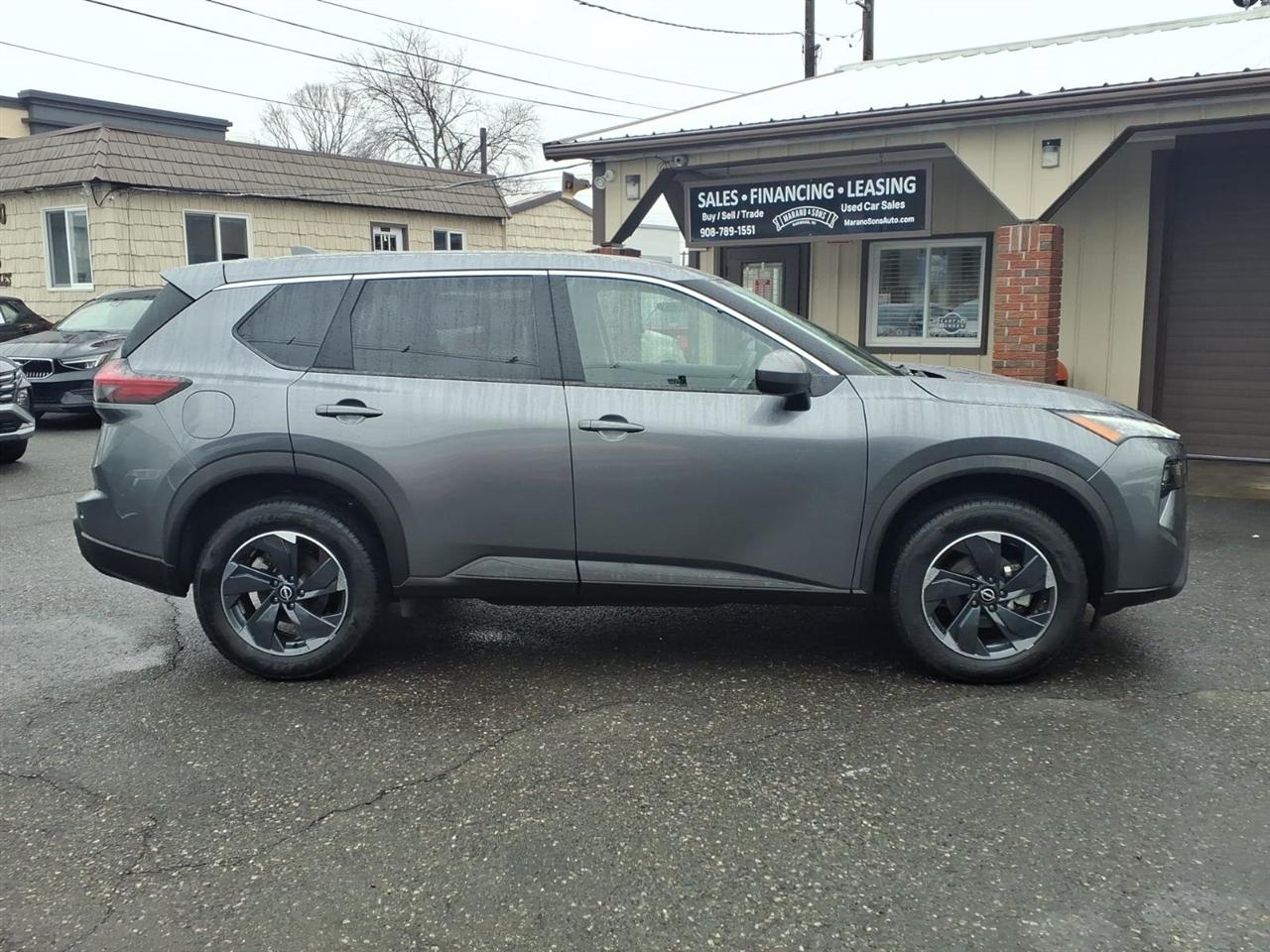 Nissan Rogue AWD SV 2025