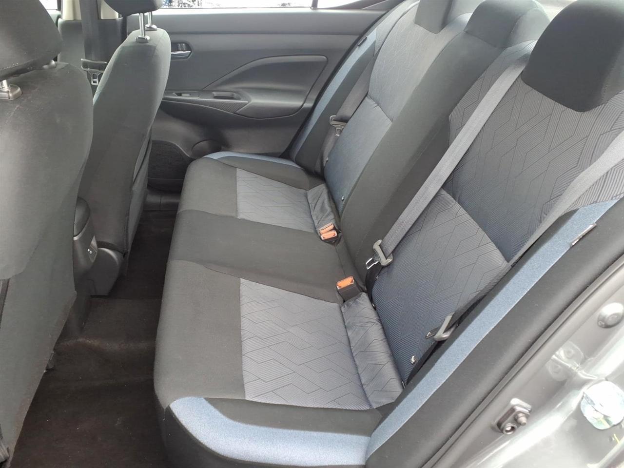 Nissan Versa SV CVT 2025