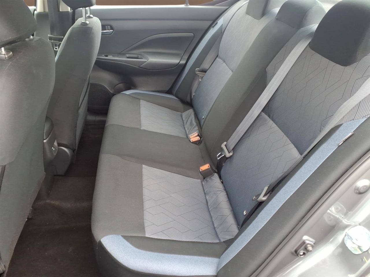 Nissan Versa SV CVT 2025