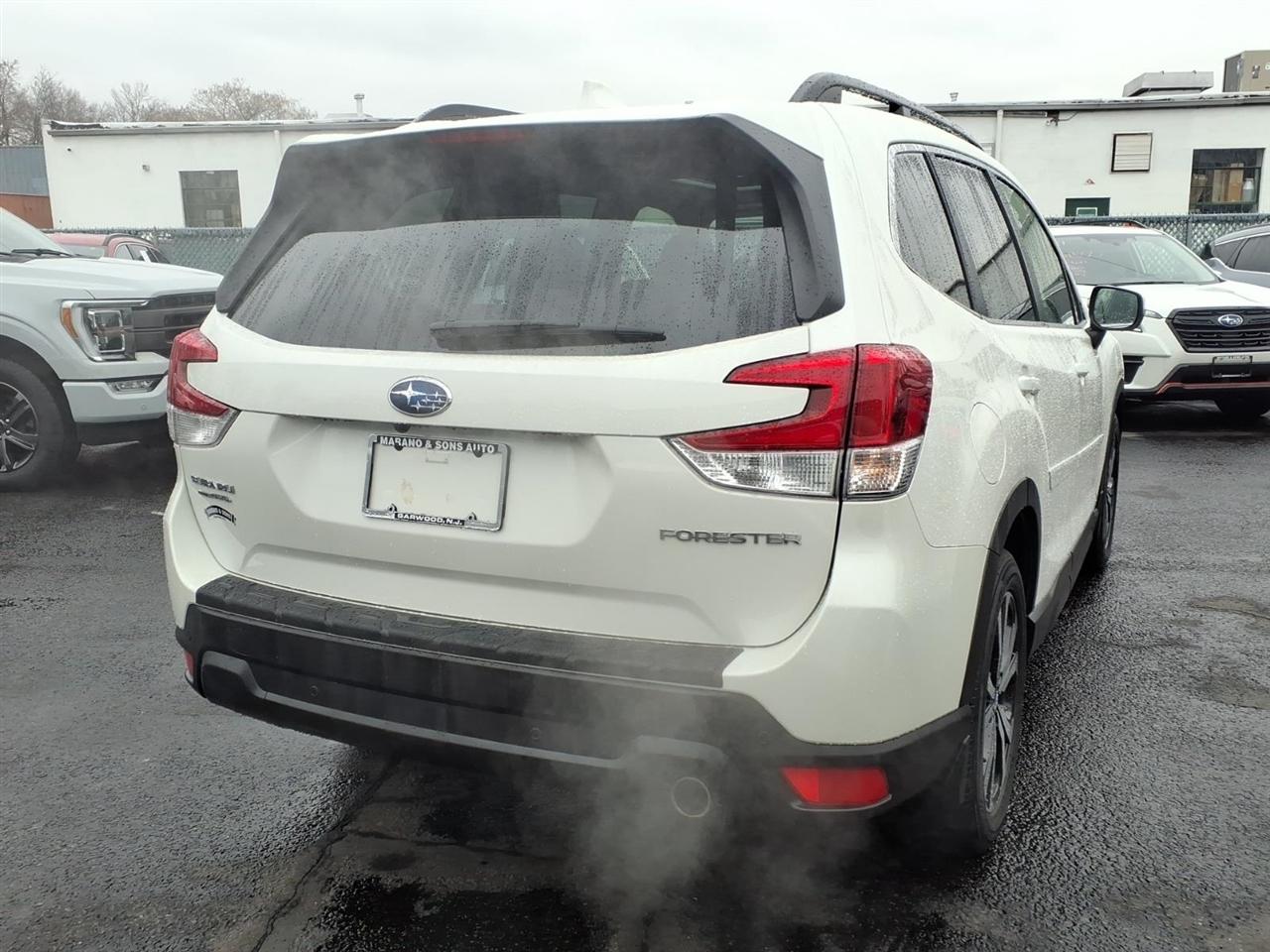 Subaru Forester Limited CVT 2021