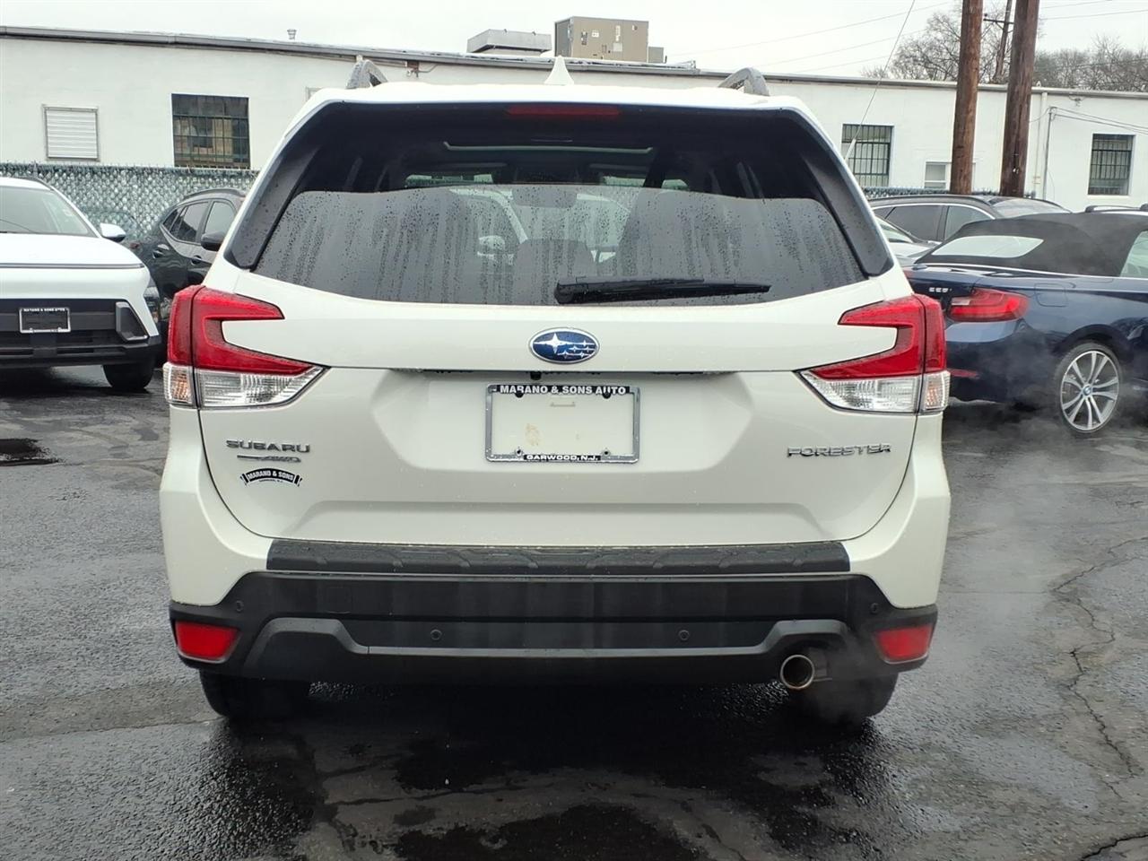 Subaru Forester Limited CVT 2021