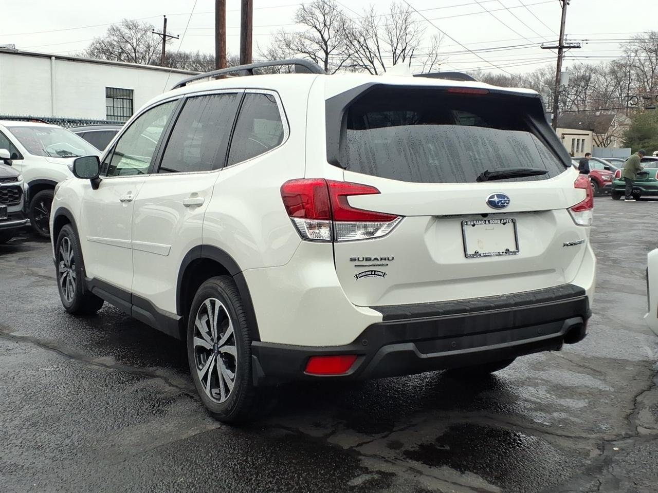 Subaru Forester Limited CVT 2021
