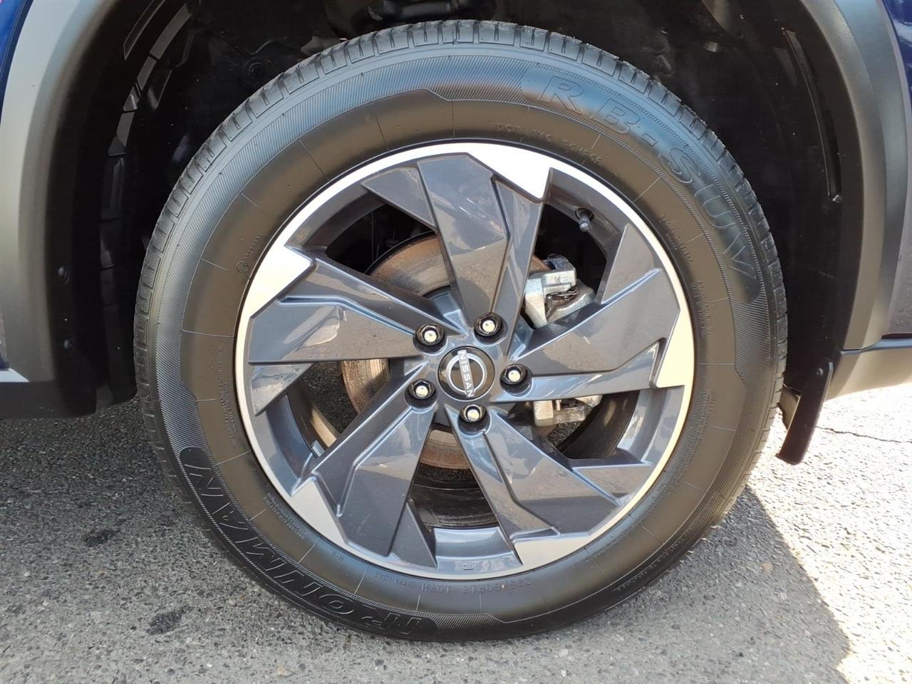 Nissan Rogue AWD SV 2025