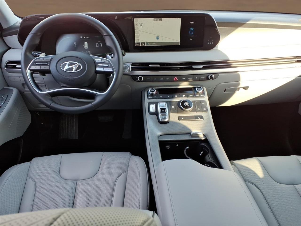 Hyundai Palisade SEL FWD 2025