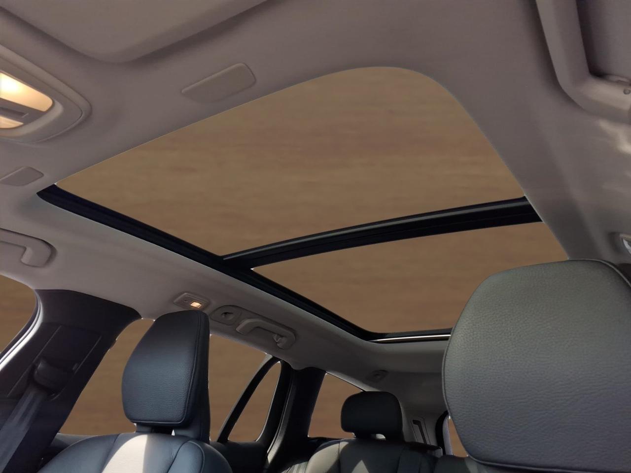 Volvo V60 Cross Country B5 AWD Plus 2025