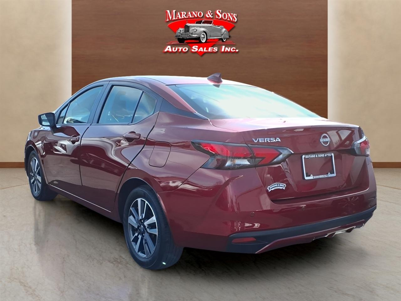 Nissan Versa SV CVT 2025