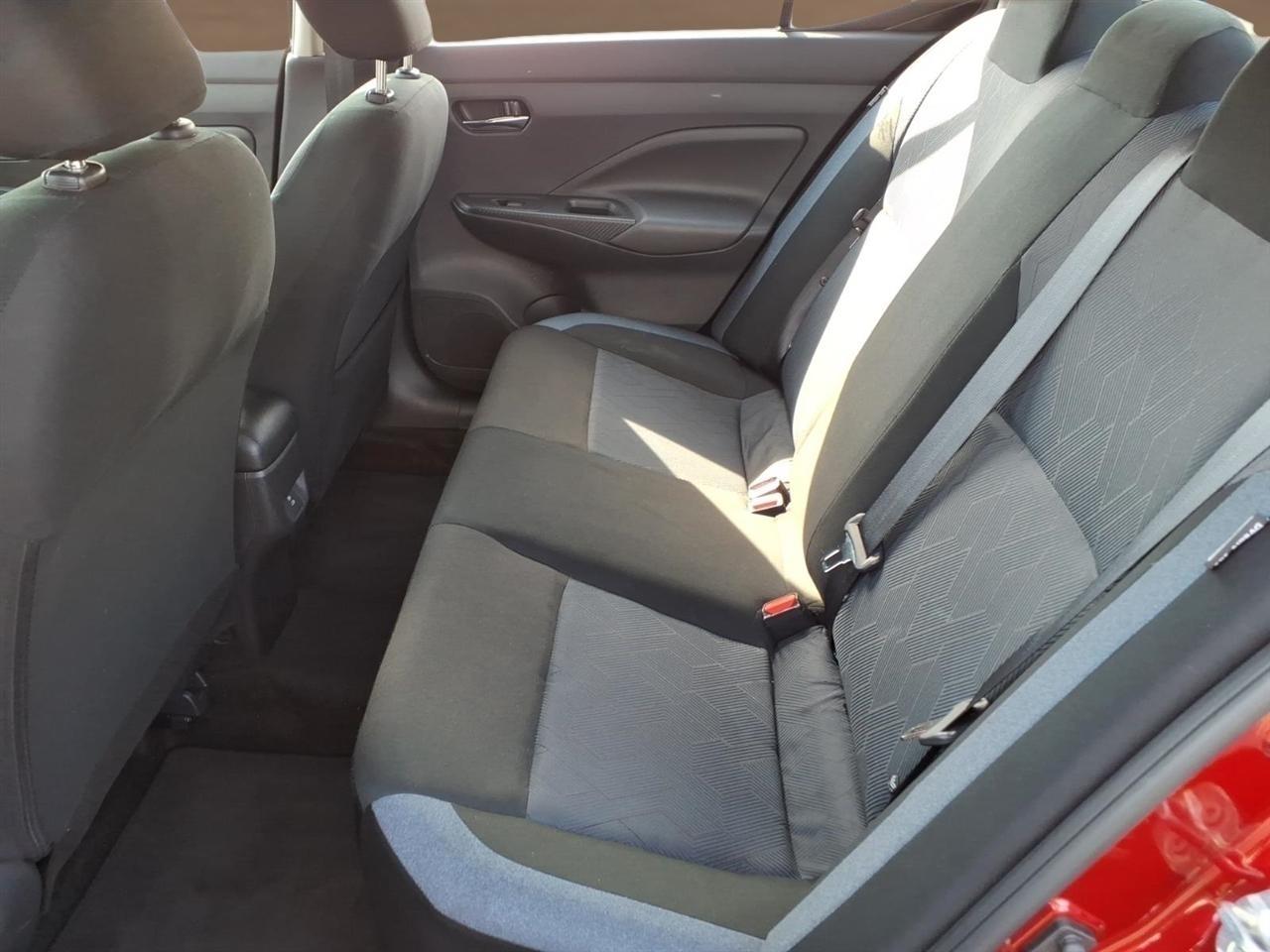 Nissan Versa SV CVT 2025