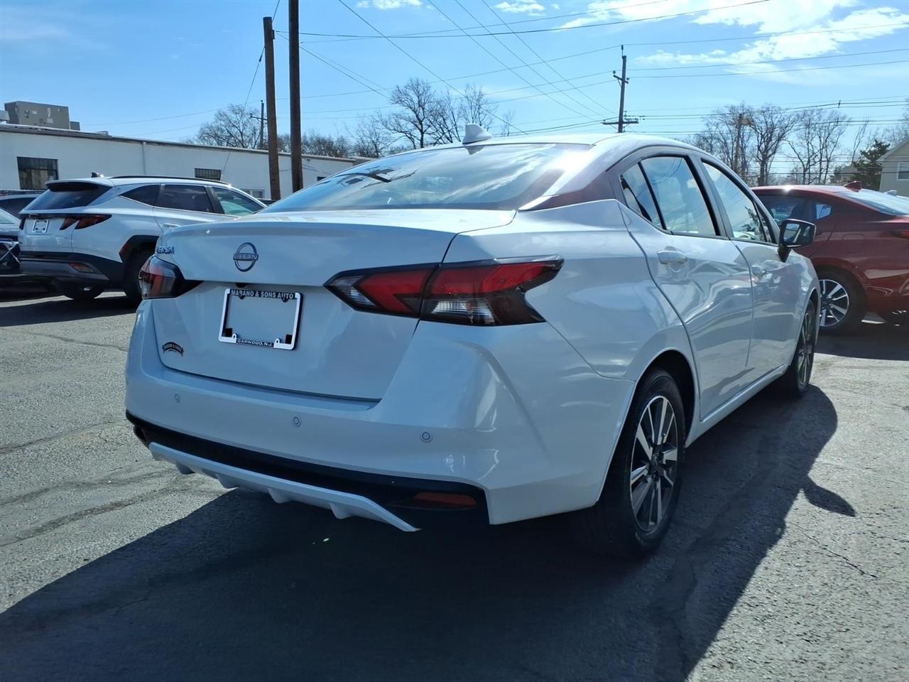 Nissan Versa SV CVT 2025