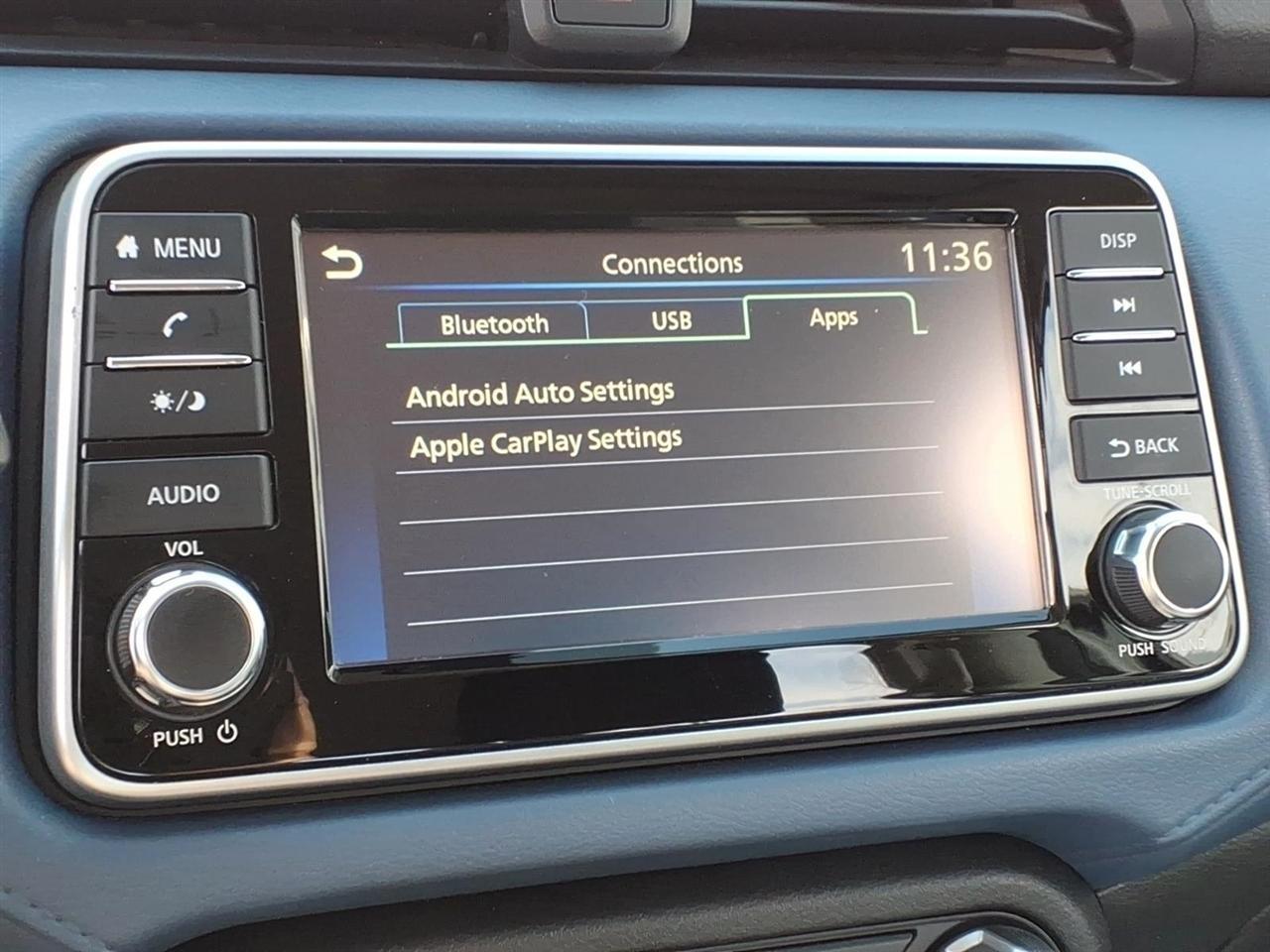 Nissan Versa SV CVT 2025