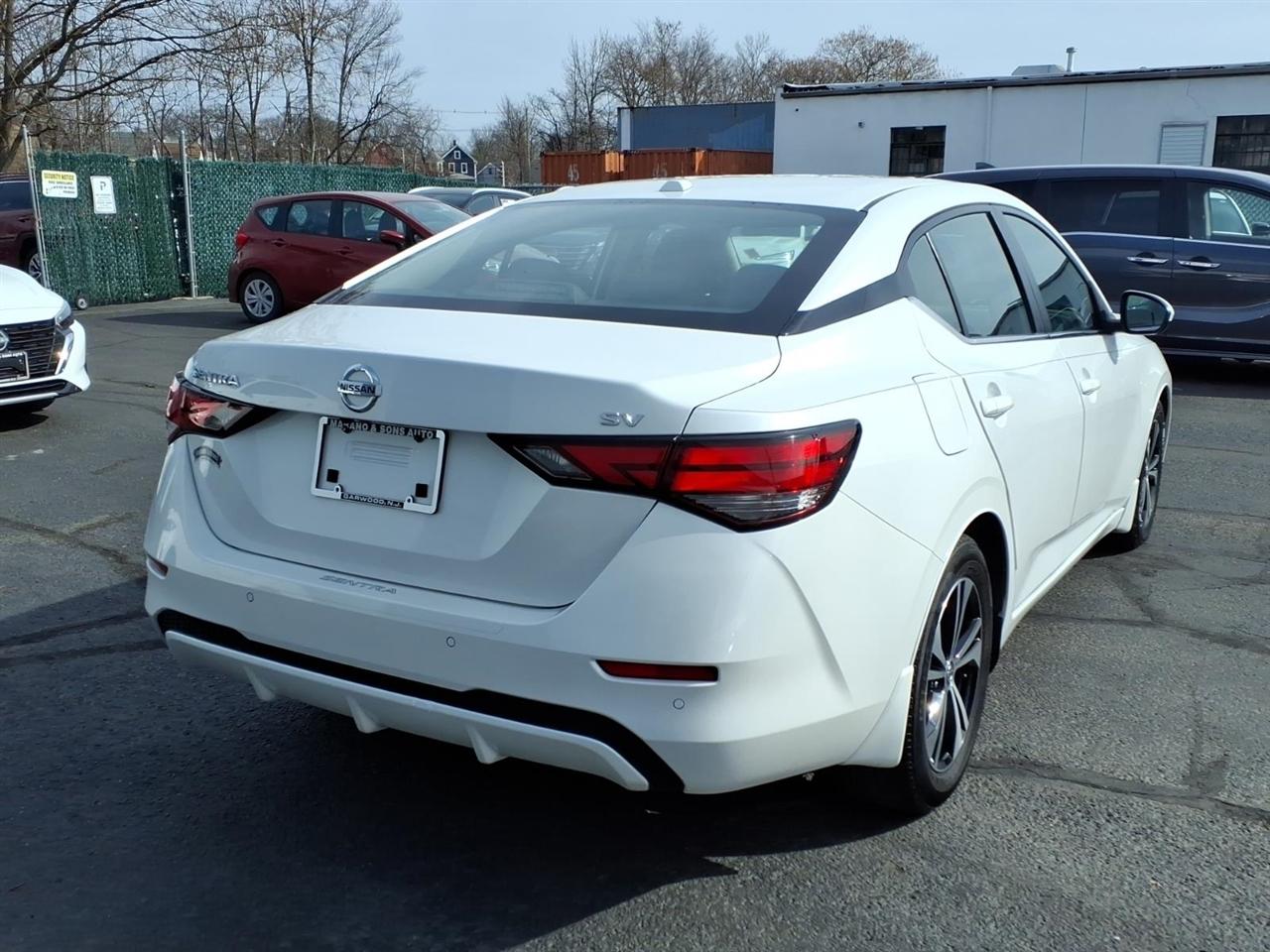 Nissan Sentra SV CVT 2021