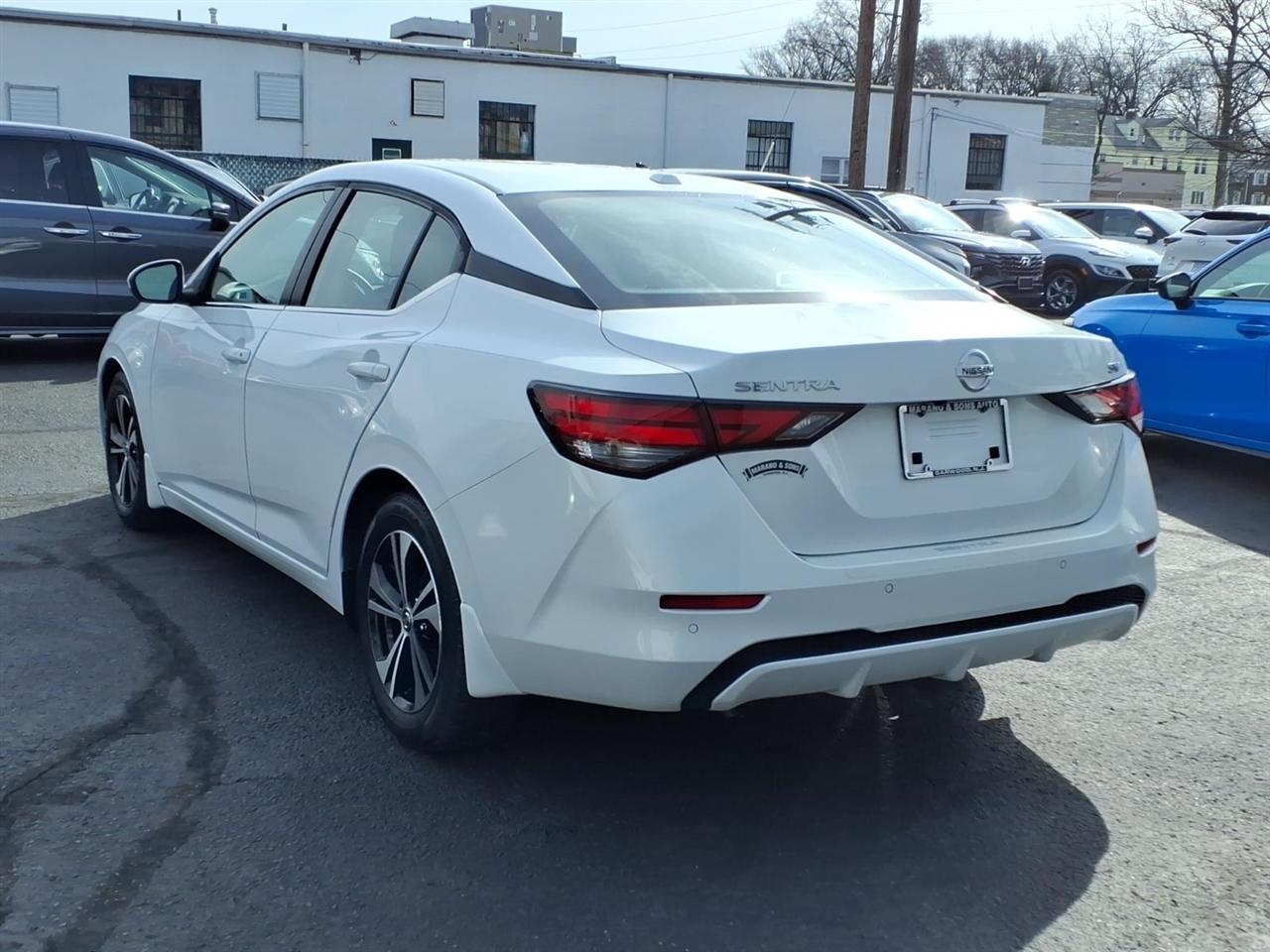 Nissan Sentra SV CVT 2021