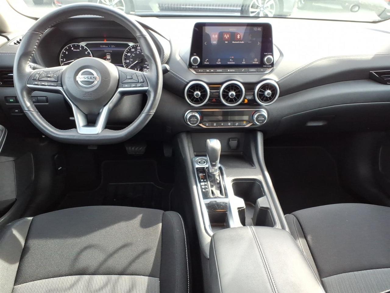 Nissan Sentra SV CVT 2021