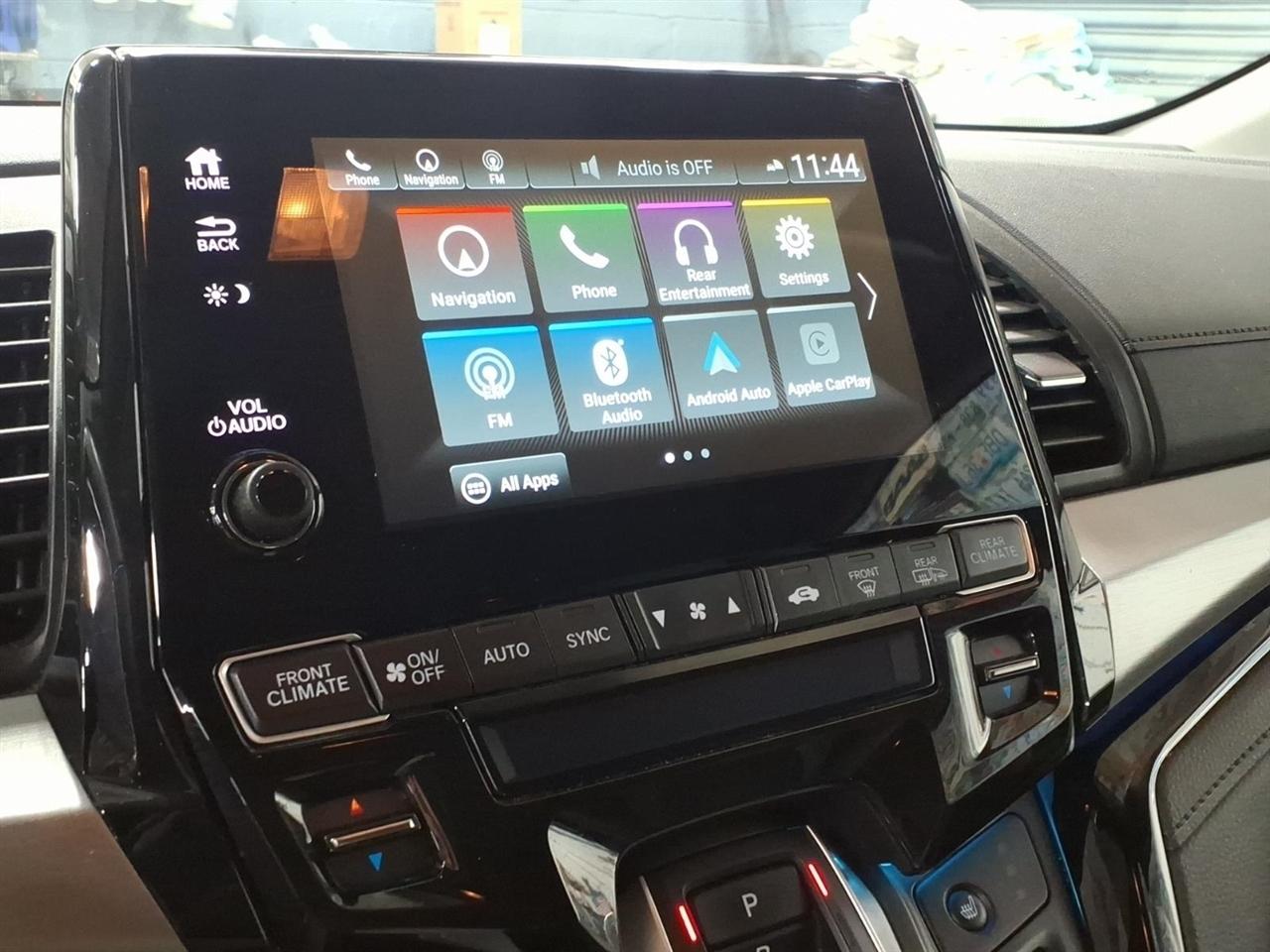 Honda Odyssey Touring Auto 2023