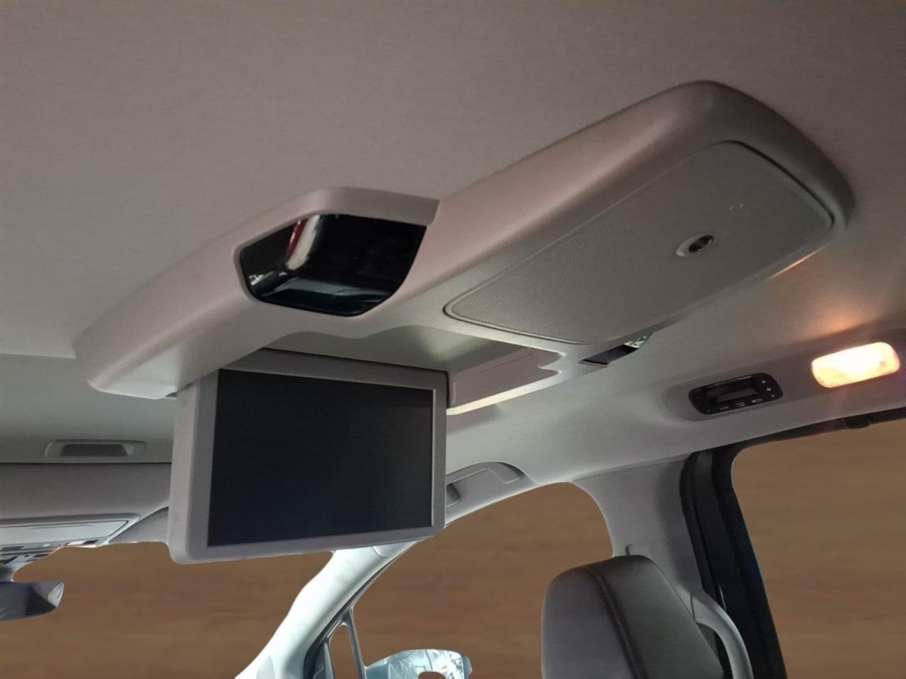 Honda Odyssey Touring Auto 2023