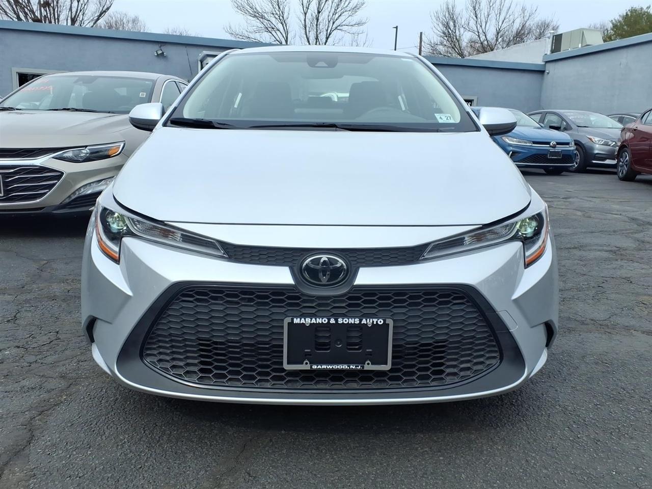 Toyota Corolla LE CVT (Natl) 2022