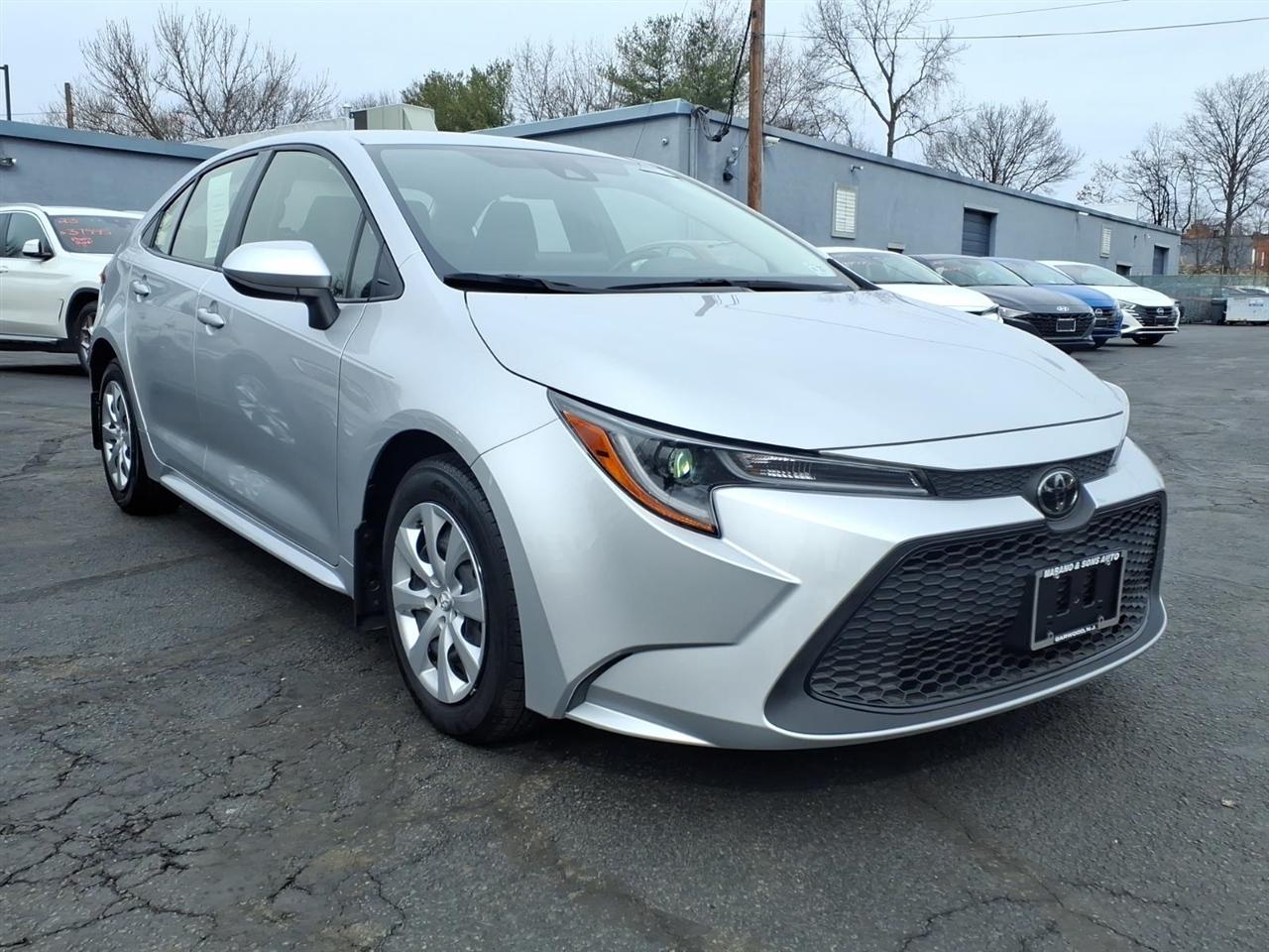 Toyota Corolla LE CVT (Natl) 2022