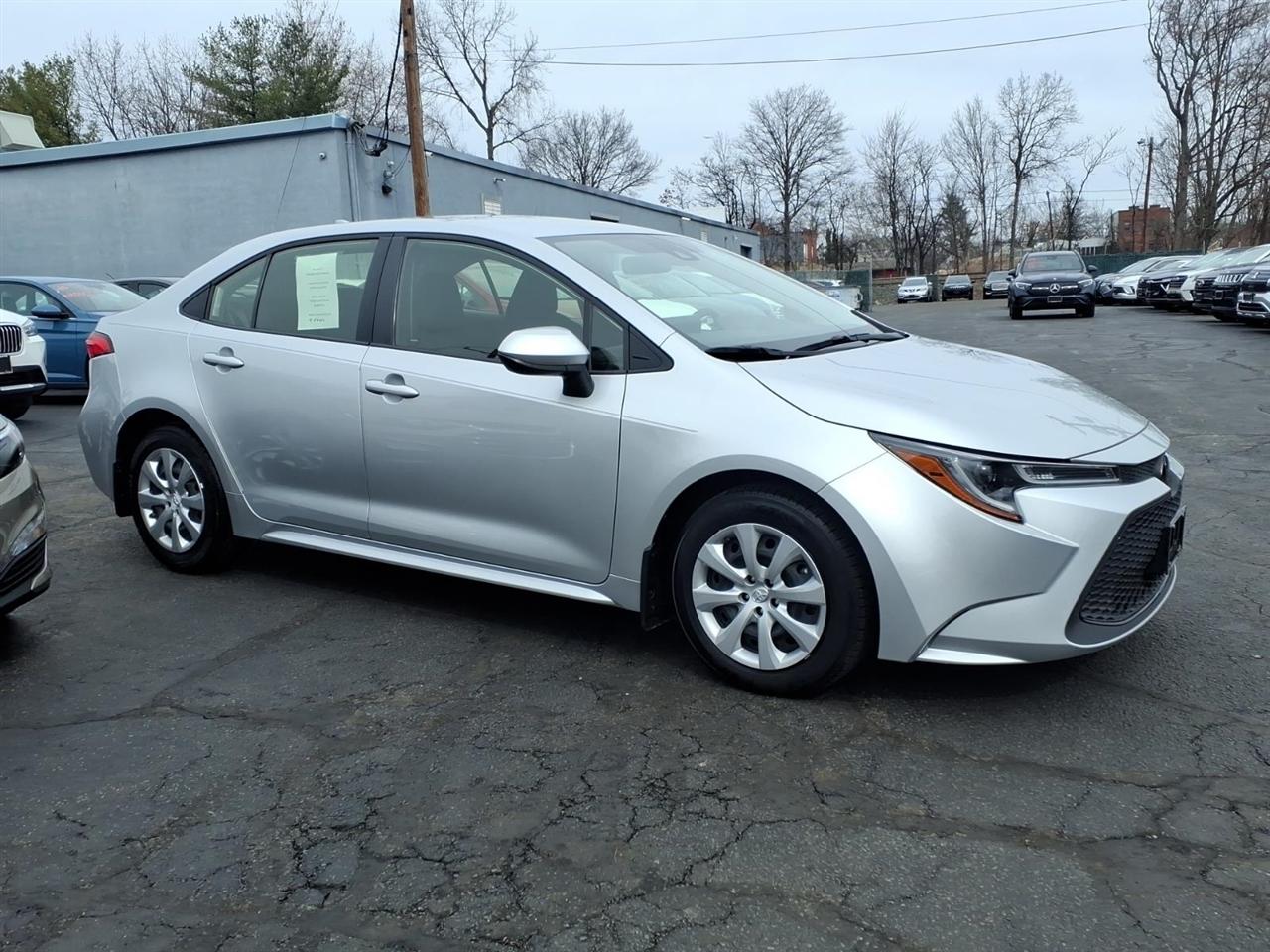 Toyota Corolla LE CVT (Natl) 2022