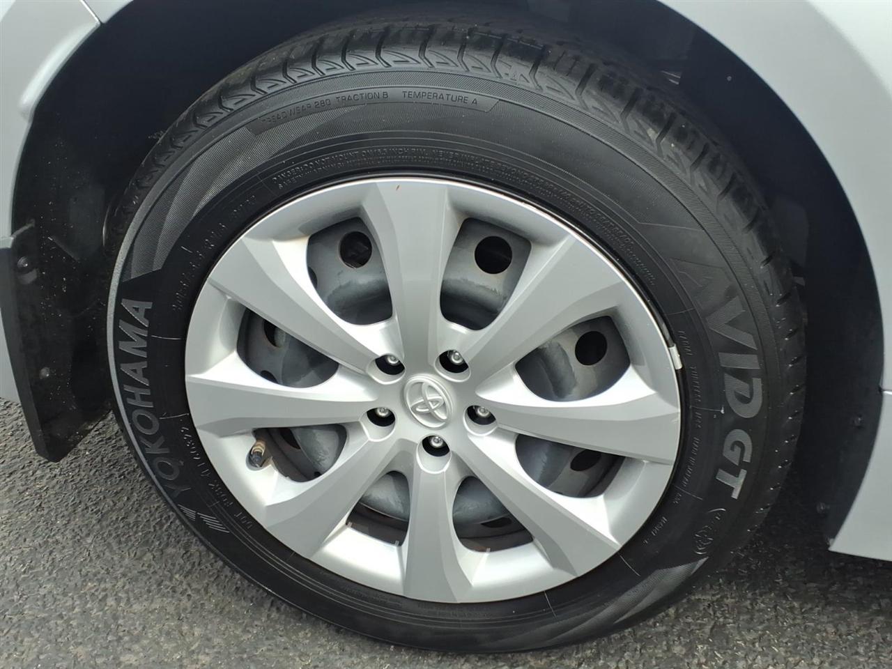 Toyota Corolla LE CVT (Natl) 2022