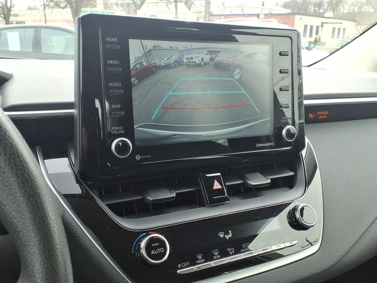 Toyota Corolla LE CVT (Natl) 2022