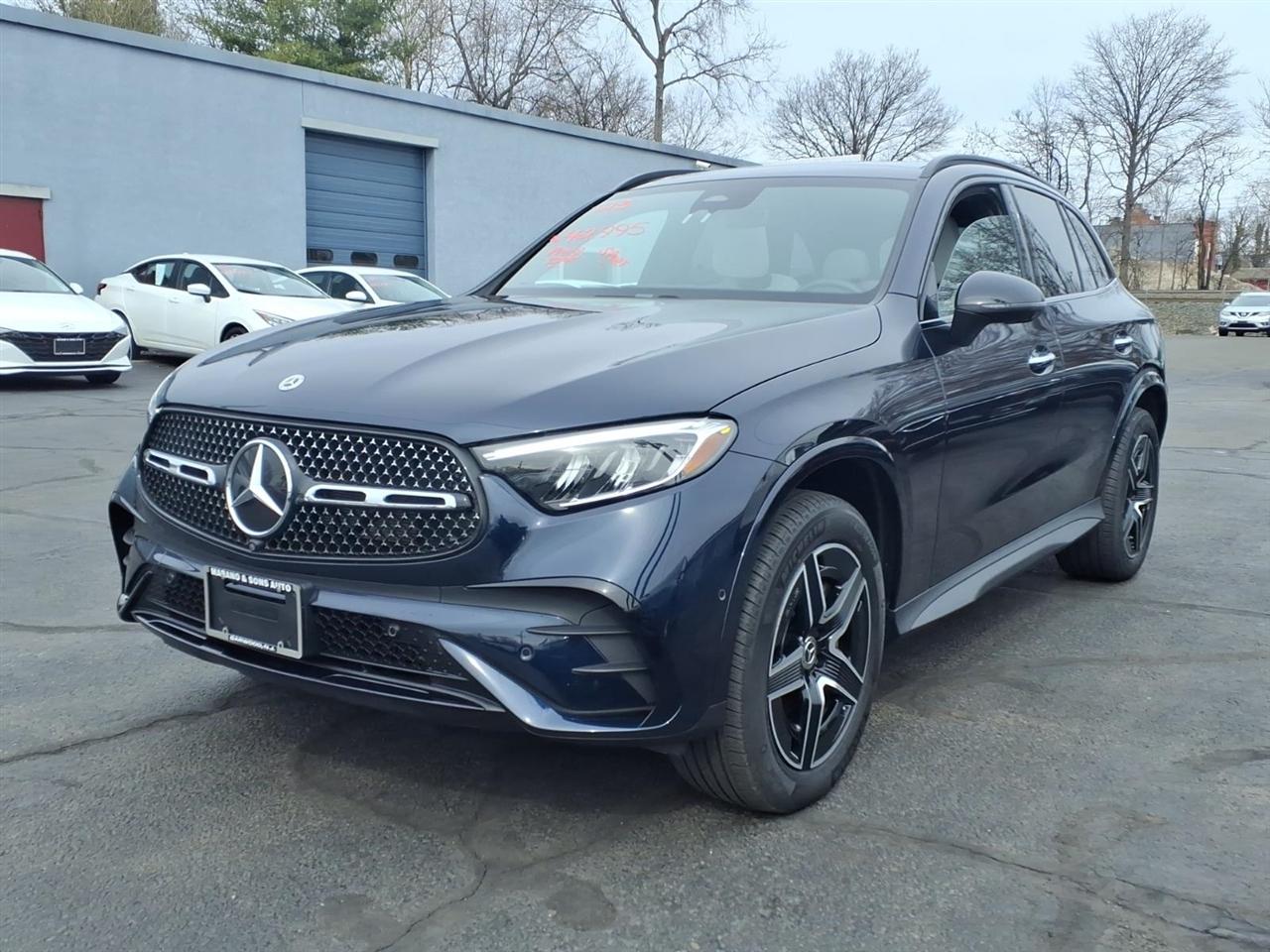 Mercedes-Benz GLC GLC 300 4MATIC SUV 2023