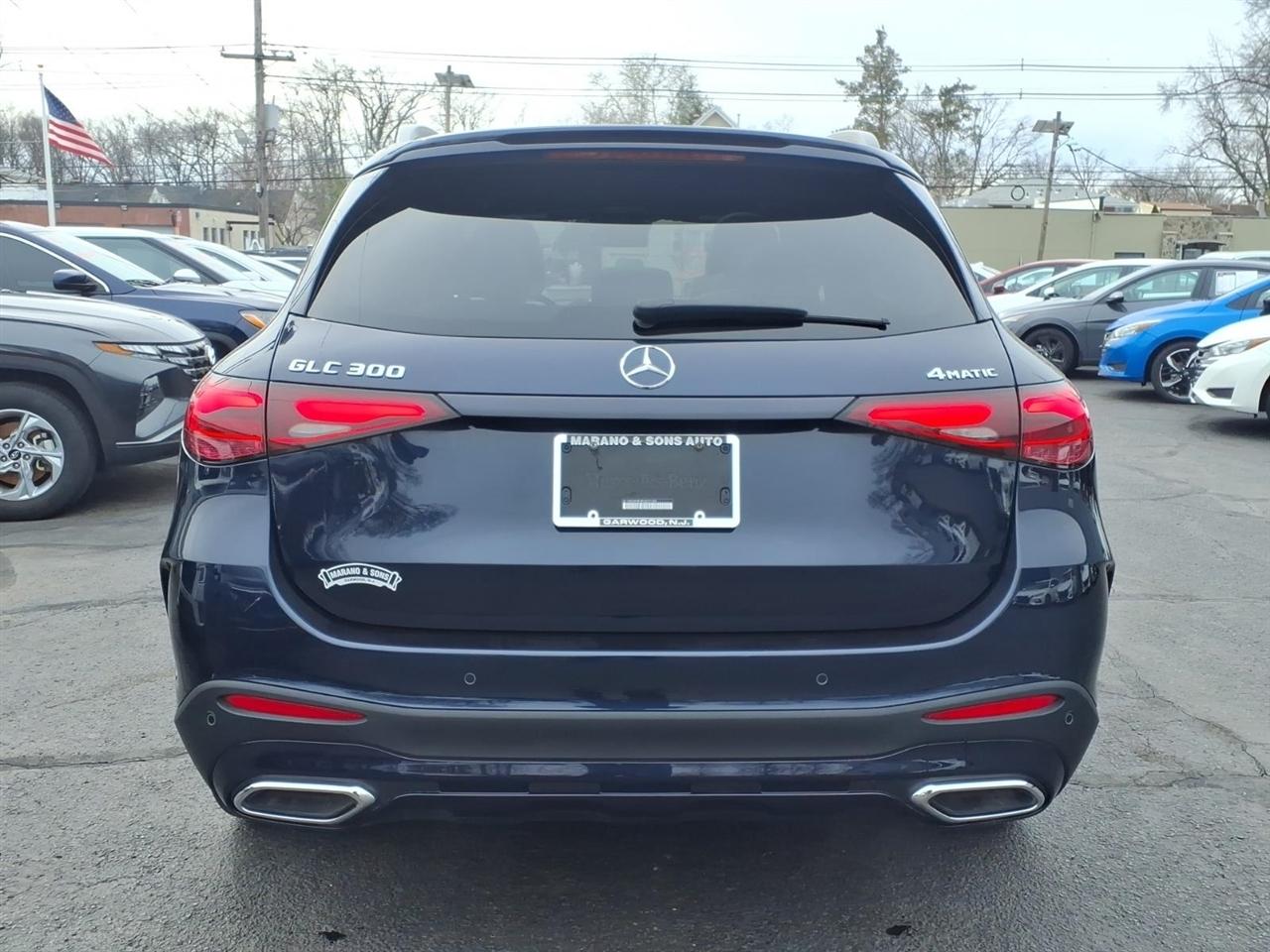 Mercedes-Benz GLC GLC 300 4MATIC SUV 2023