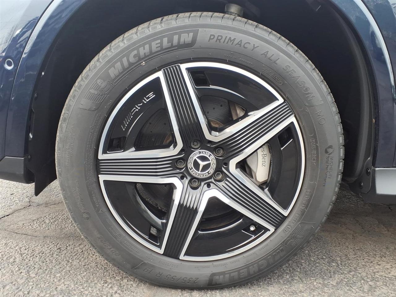 Mercedes-Benz GLC GLC 300 4MATIC SUV 2023