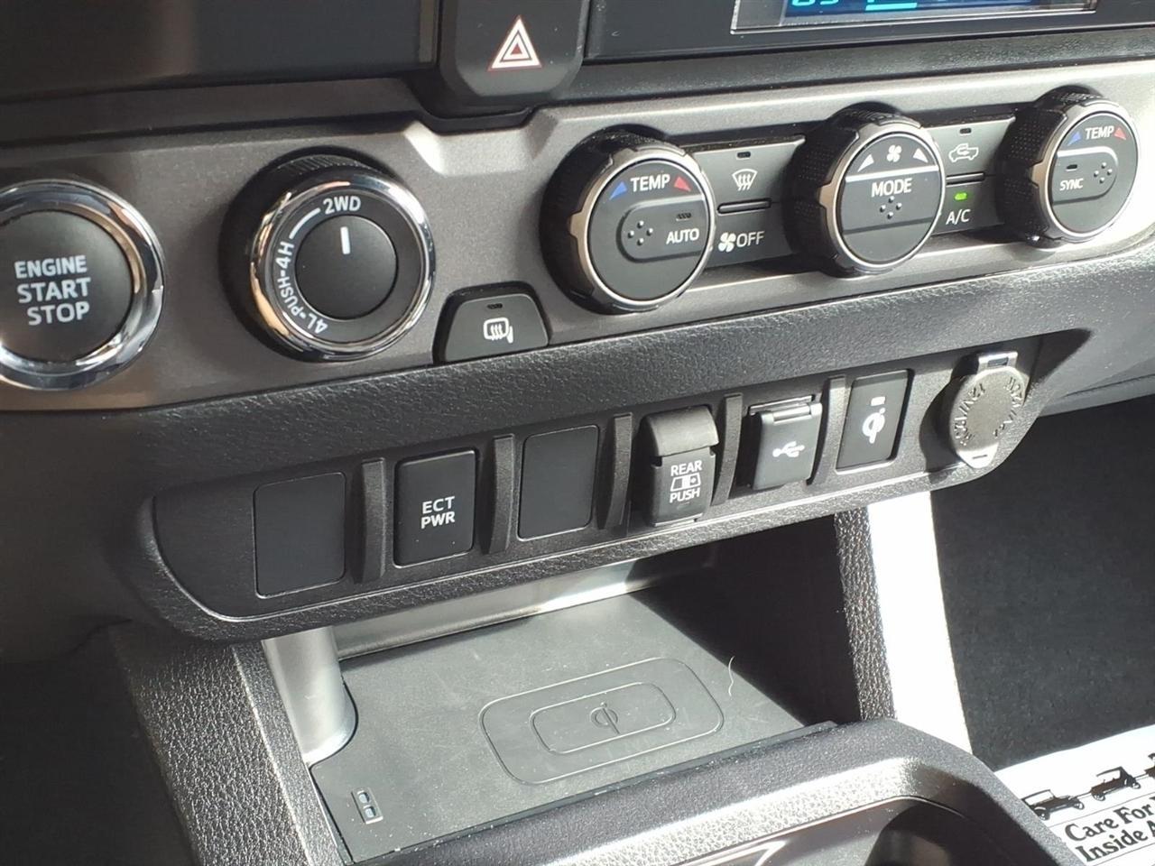 Toyota Tacoma 4WD TRD Off Road Double Cab 5' Bed V6 MT (Natl) 2023