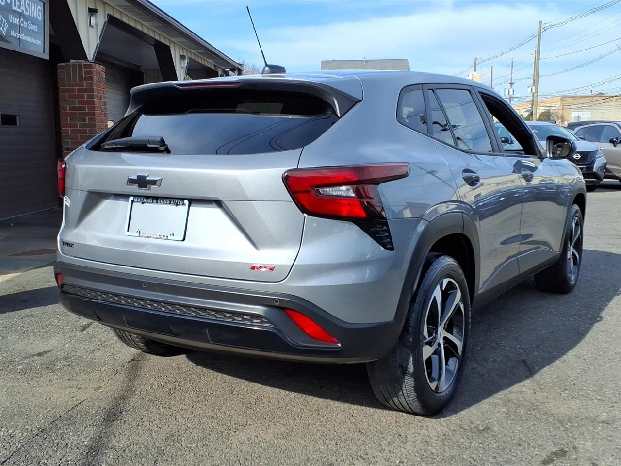 Chevrolet Trax FWD 4dr 1RS 2024