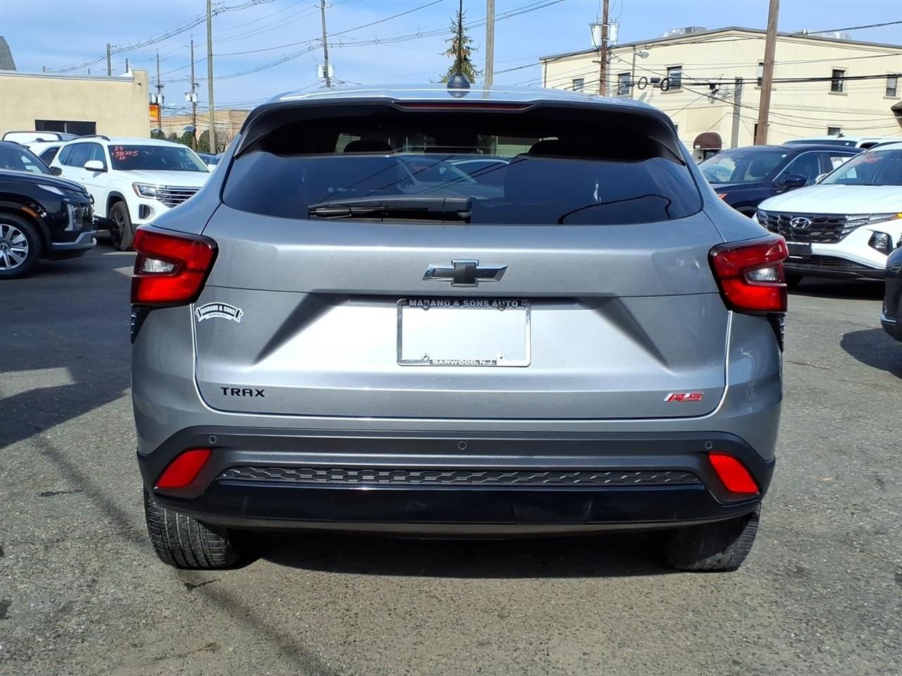 Chevrolet Trax FWD 4dr 1RS 2024