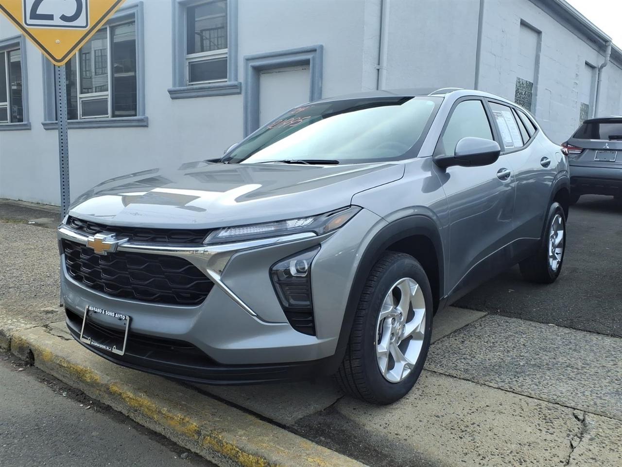 2024 Chevrolet Trax FWD 4dr LS