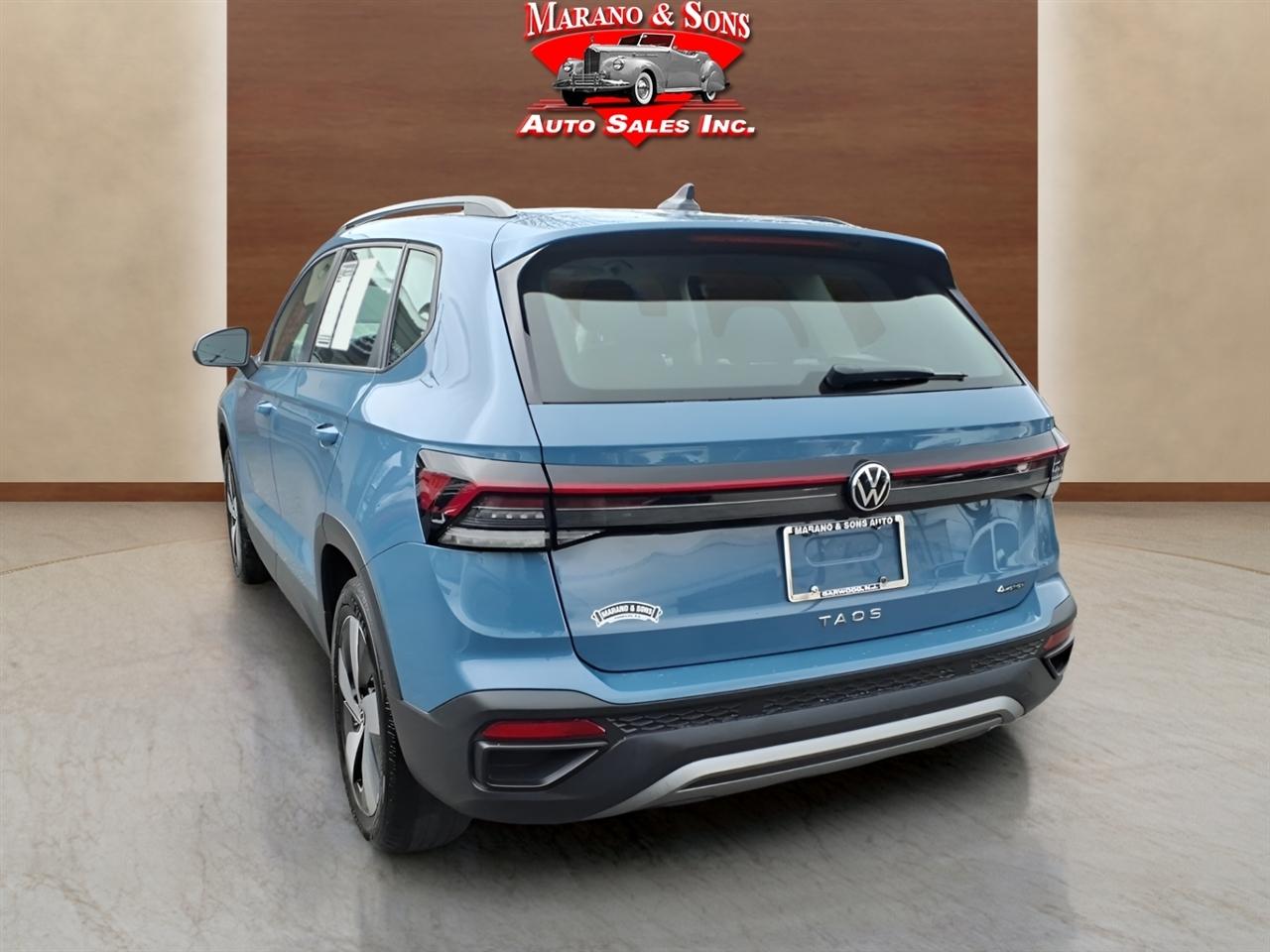 Volkswagen Taos S 4MOTION 2025