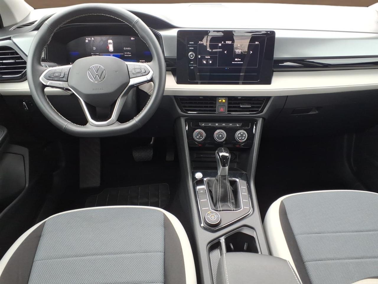 Volkswagen Taos S 4MOTION 2025