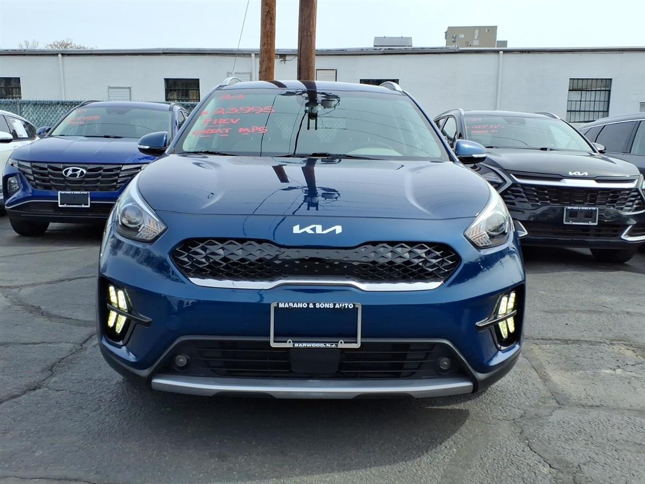 Kia Niro Plug-In Hybrid EX FWD 2022