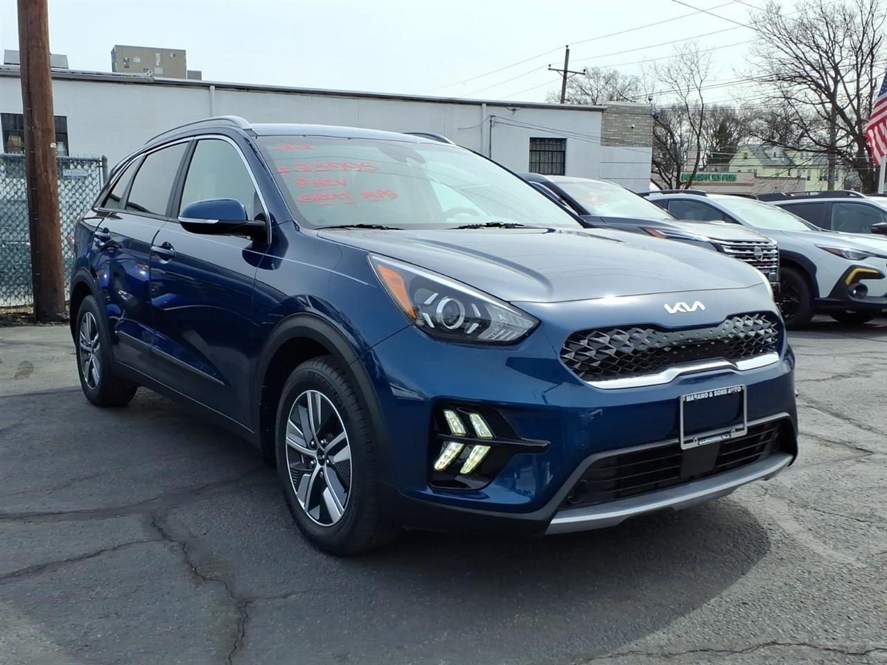 Kia Niro Plug-In Hybrid EX FWD 2022
