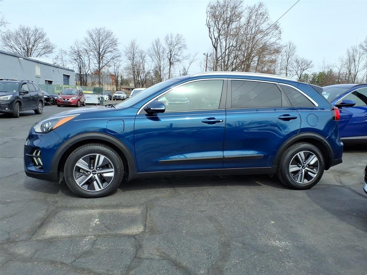 Kia Niro Plug-In Hybrid EX FWD 2022