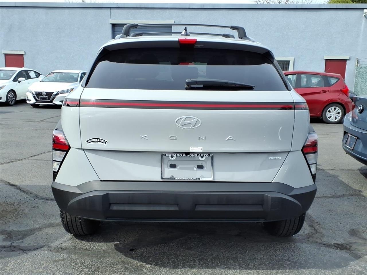 Hyundai Kona SEL AWD 2024