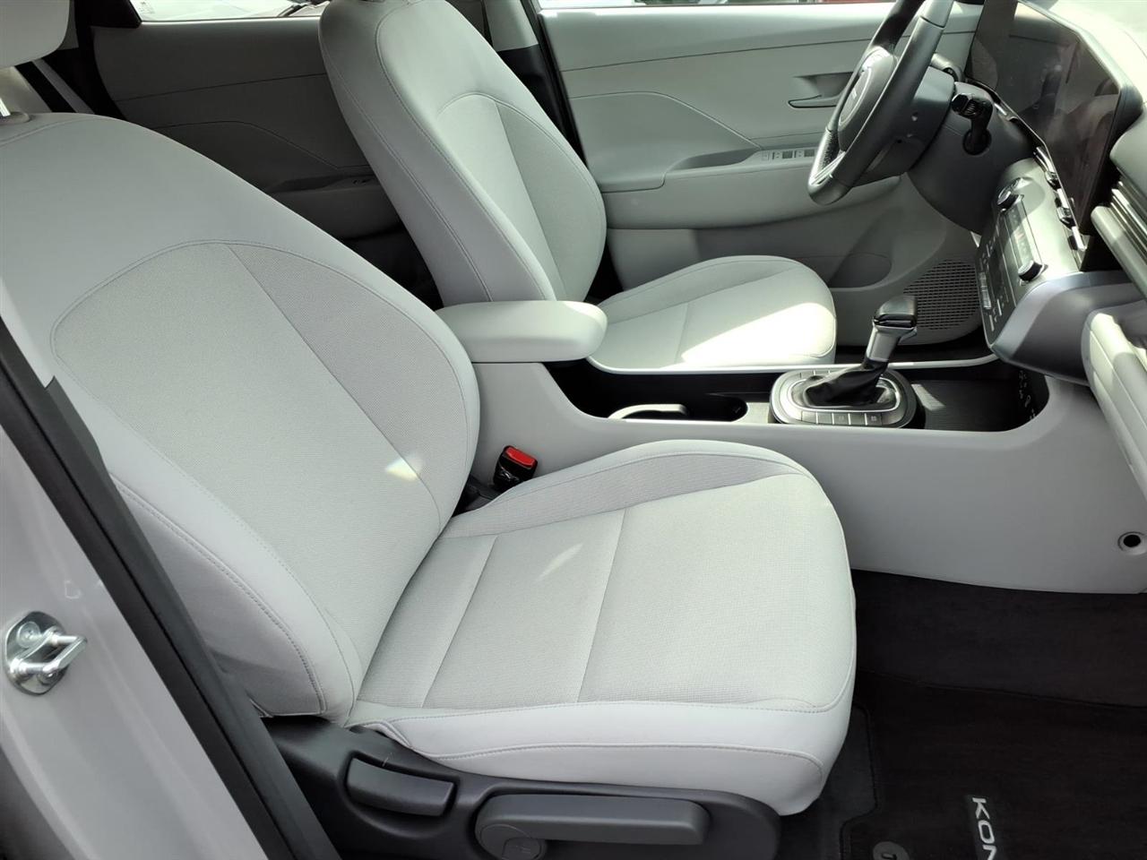 Hyundai Kona SEL AWD 2024