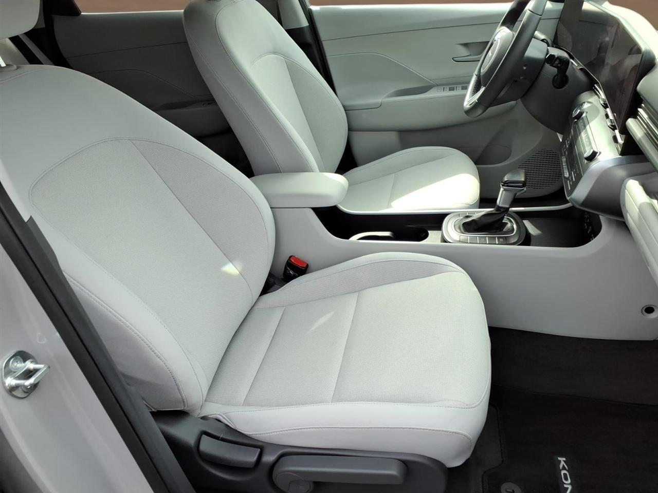 Hyundai Kona SEL AWD 2024