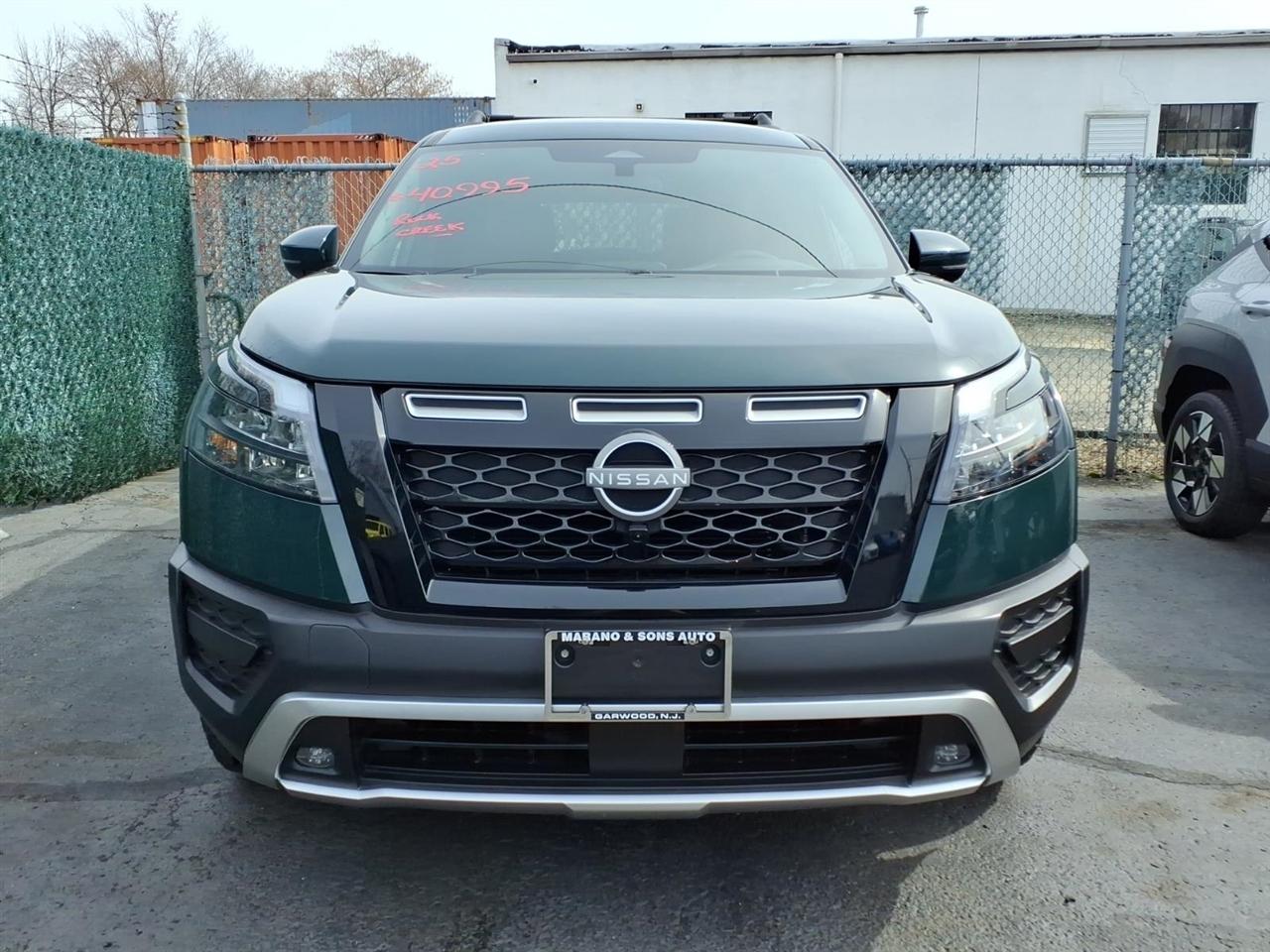 Nissan Pathfinder Rock Creek 4WD 2025