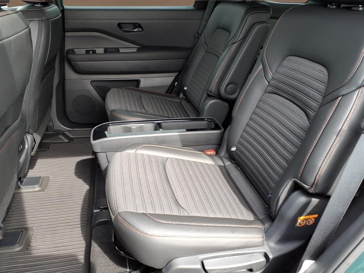 Nissan Pathfinder Rock Creek 4WD 2025