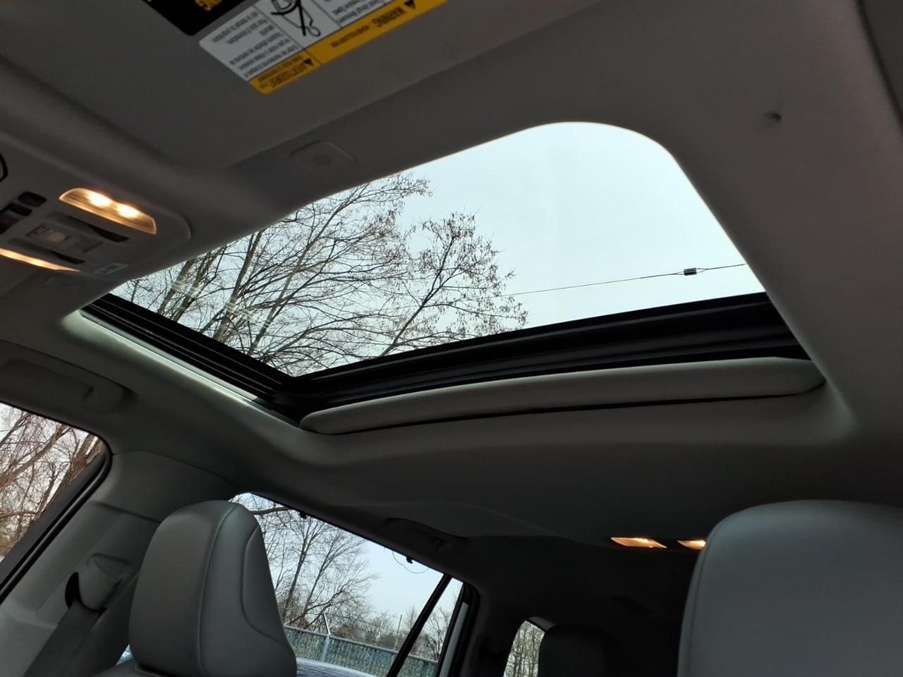 Toyota Highlander Platinum AWD (Natl) 2023