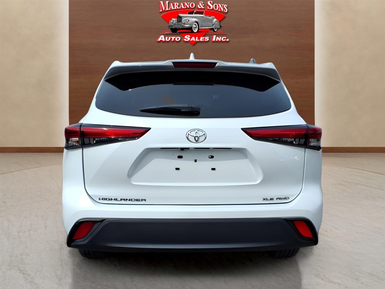 Toyota Highlander Platinum AWD (Natl) 2023