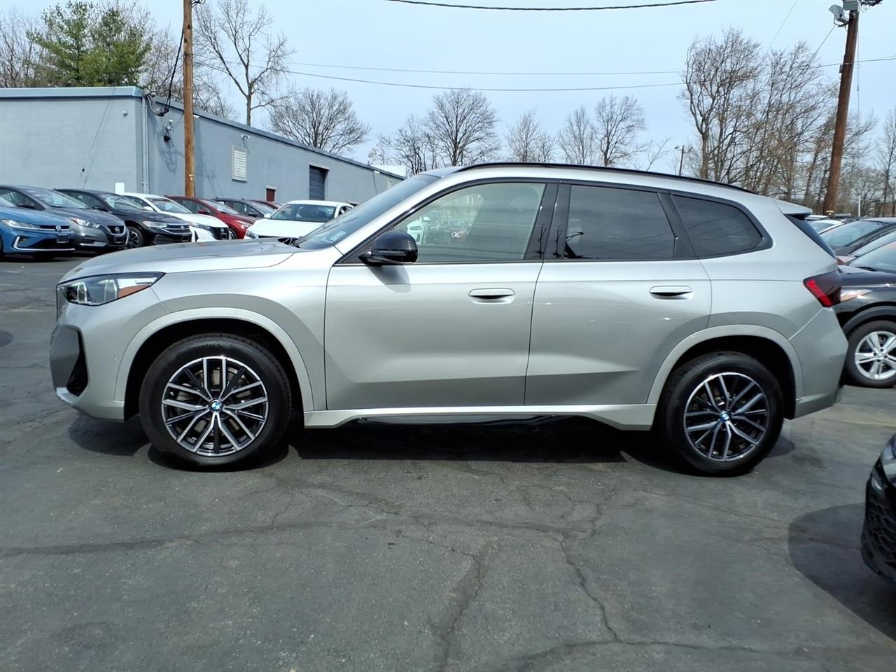 BMW X1 xDrive28i Sports Activity Vehicle 2023