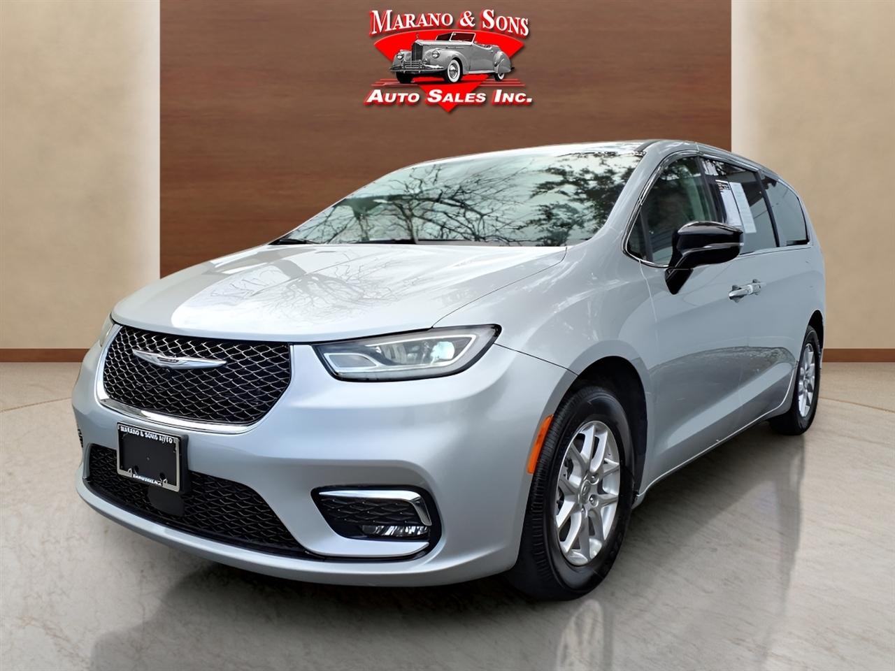 2024 Chrysler Pacifica Touring L FWD