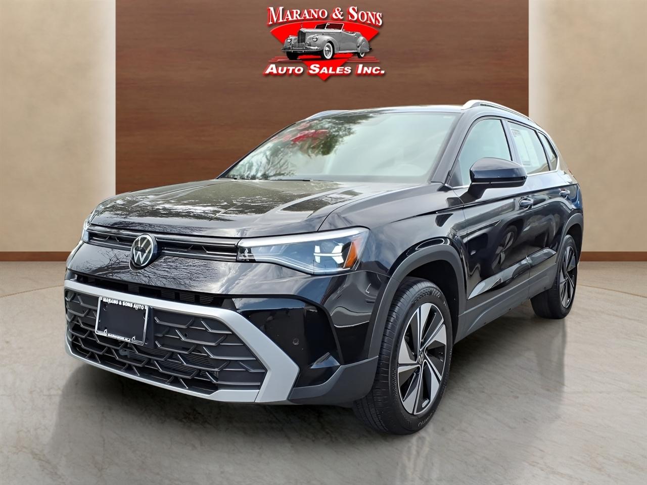 2025 Volkswagen Taos SE 4MOTION