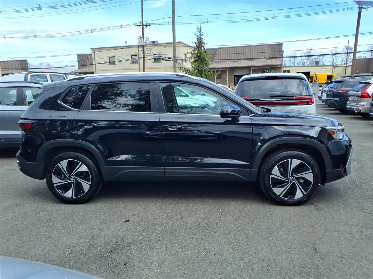 Volkswagen Taos SE 4Motion 2025